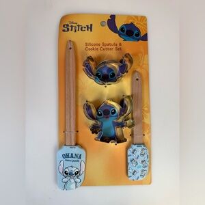 Disney Stitch Cookie Cutter & Spatula Set